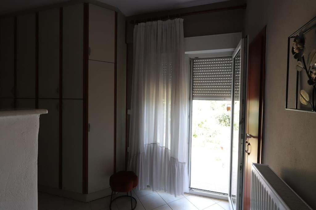 Διαμέρισμα Με Δωρεάν Πάρκινγκ Κοντά Στη Θάλασσα 亚历山德鲁波利斯 外观 照片